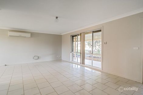 Property photo of 4 Jackson Place Dubbo NSW 2830
