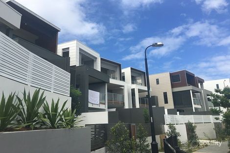 8 Soho Lane, Robina, QLD 4226