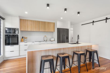 Property photo of 92 Kentia Drive Forster NSW 2428