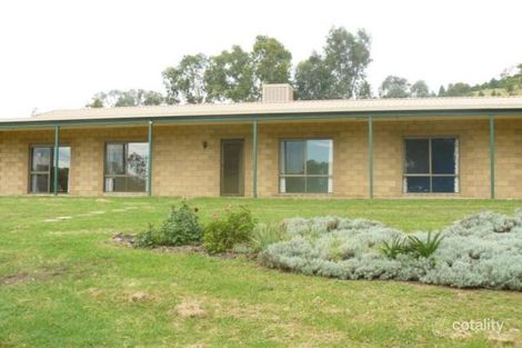14 Brooklyn Park Rd, Kootingal, NSW 2352