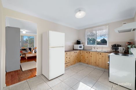Property photo of 16 Larapinta Crescent St Helens Park NSW 2560