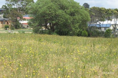 Property photo of 22 Stormbird Drive Kalimna VIC 3909