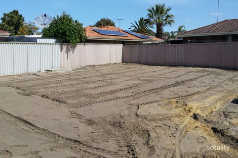 Property photo of 4A Matthews Close Noranda WA 6062