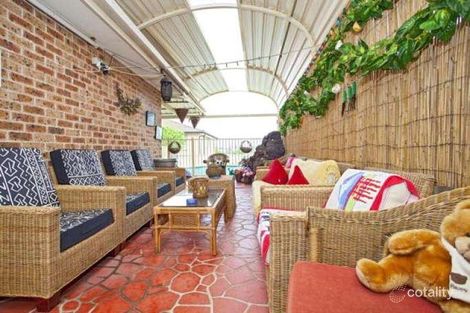 Property photo of 2 Dobson Close Edensor Park NSW 2176