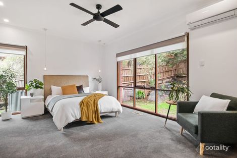 Property photo of 14 Bentley Court Warranwood VIC 3134