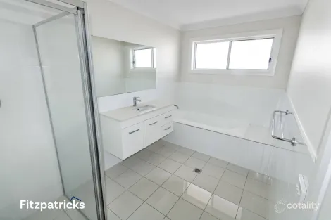 Property photo of 1 Dundale Crescent Estella NSW 2650
