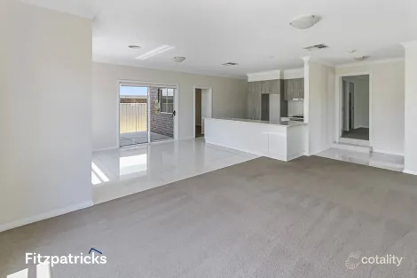 Property photo of 1 Dundale Crescent Estella NSW 2650