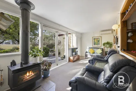 Property photo of 224 Plumpton Lane Carisbrook VIC 3464