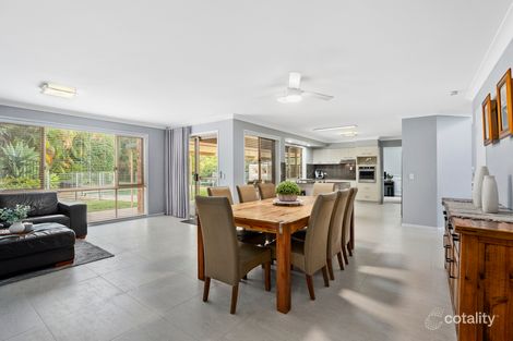 Property photo of 7 Yarraglen Place Parkwood QLD 4214