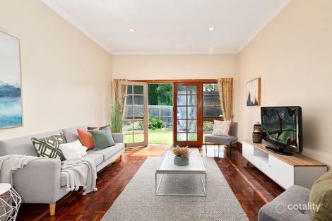 Property photo of 19 Peterleigh Grove Essendon VIC 3040