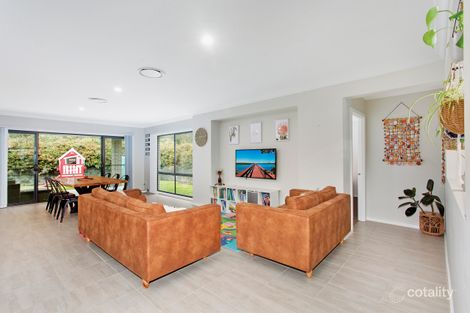 Property photo of 4 Satinwood Crescent Kew NSW 2439