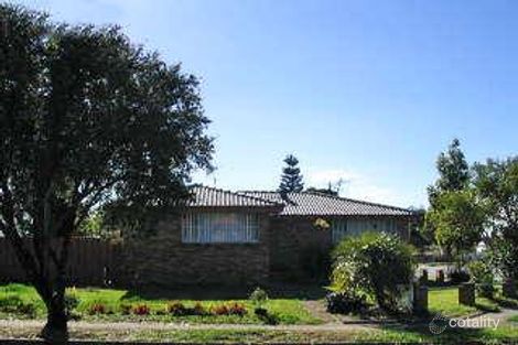 28 Glenroy Cres, St Johns Park, NSW 2176