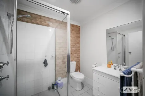 Property photo of 2/102A Albert Street Taree NSW 2430