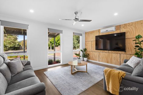 Property photo of 1/24 Belinda Close Kilsyth VIC 3137