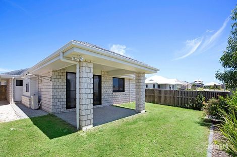 Property photo of 2 Maurie Pears Crescent Pimpama QLD 4209