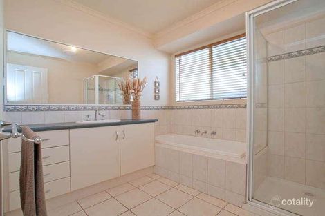 Property photo of 15 Sunny Vale Drive Langwarrin VIC 3910