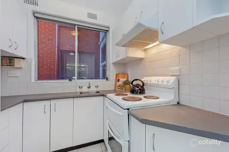 2/10 Bank St, Meadowbank, NSW 2114