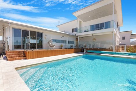 Property photo of 8 Highview Drive Craignish QLD 4655