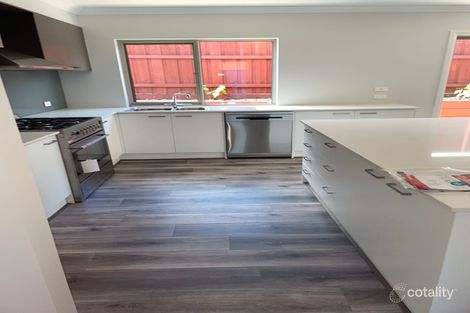 Property photo of 16 Whiteside Road Officer VIC 3809