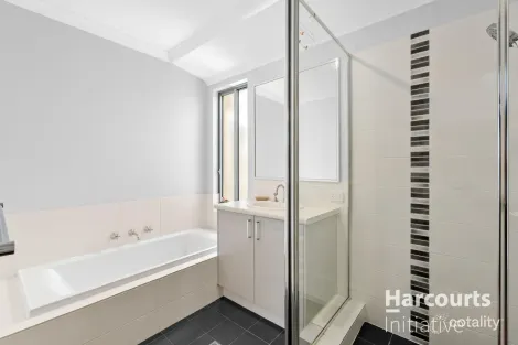 Property photo of 6 Fairoaks Way Aveley WA 6069