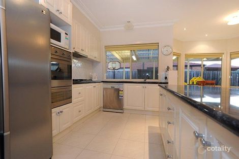 Property photo of 12 Napier Way Narre Warren South VIC 3805