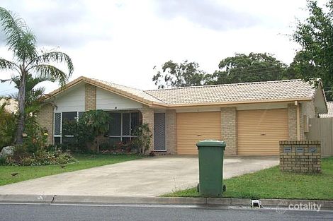 18 Kenny Dr, Labrador, QLD 4215