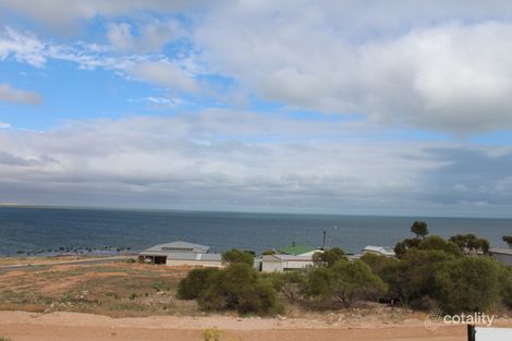 Property photo of 5 Pirie View Road Weeroona Island SA 5495