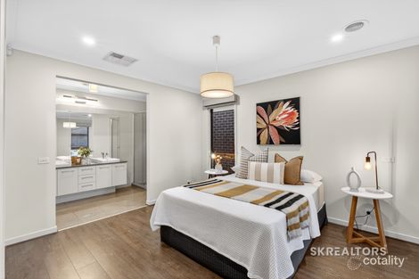Property photo of 4 Kenmare Approach Wollert VIC 3750