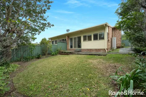 Property photo of 1/3 Ettrick Close Bomaderry NSW 2541