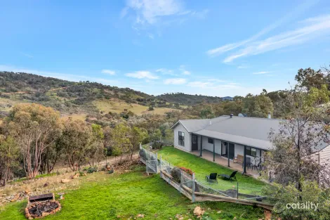 13 Charles Rd, Grattai, NSW 2850