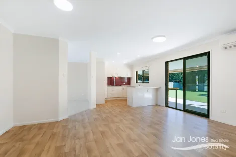 Property photo of 8 Tasman Court Kippa-Ring QLD 4021