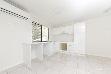 Property photo of 2/5 Diltar Street Loganlea QLD 4131