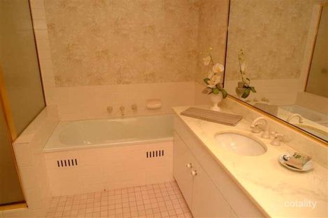 Property photo of 2/8 Alan Bond Place Marsfield NSW 2122