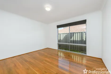 Property photo of 5 Kersey Path Wellard WA 6170
