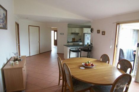 Property photo of 14 Chapman Circuit Currans Hill NSW 2567