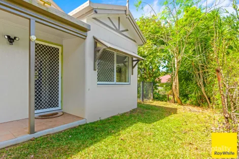 Property photo of 7 Dodd Court Mooroobool QLD 4870