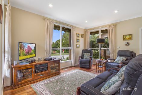 Property photo of 1 Farview Drive Rowville VIC 3178