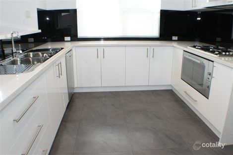 Property photo of 11 Cavan Way Darch WA 6065