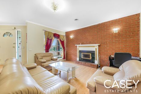 Property photo of 1 Candlebark Close Hampton Park VIC 3976