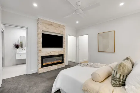 Property photo of 41A Catherine Street Clapham SA 5062