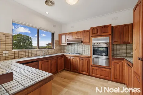 Property photo of 45 Bourke Street Bulleen VIC 3105