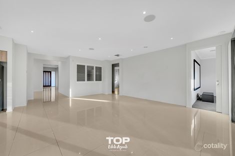 Property photo of 7 Bronson Circuit Cranbourne North VIC 3977