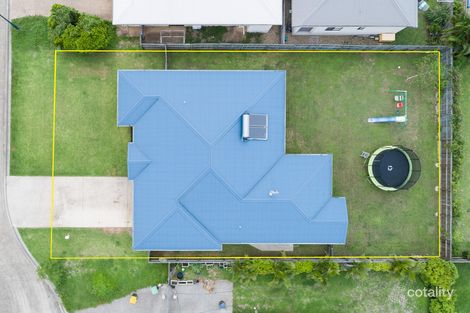 Property photo of 3 Flinders Court Cannonvale QLD 4802