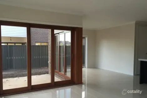 Property photo of 85 Jamboree Avenue Leppington NSW 2179