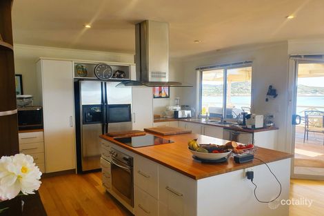 Property photo of 21 Quandong Drive Douglas Point South SA 5601