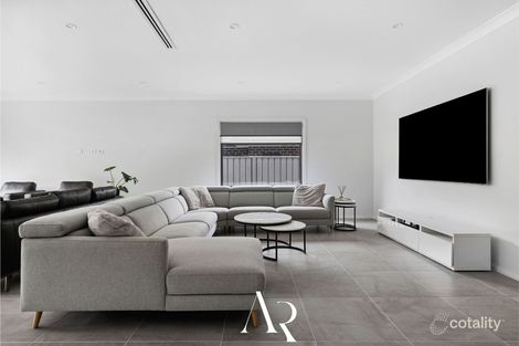 Property photo of 26 Farview Drive Denham Court NSW 2565