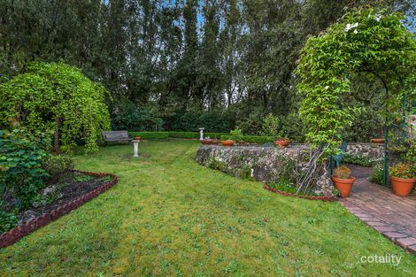 Property photo of 9 The Boulevard Glen Waverley VIC 3150