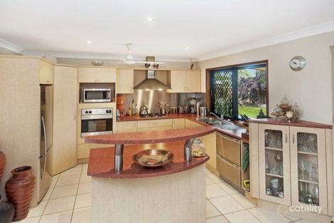 Property photo of 5 Alba Court Bushland Beach QLD 4818