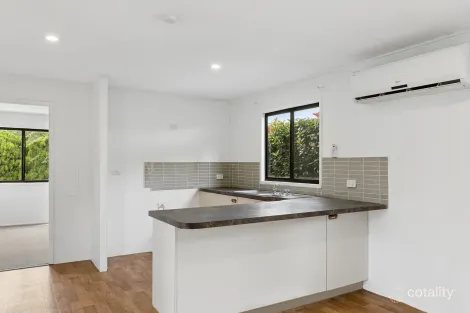 Property photo of 21 Pacific Highway Ourimbah NSW 2258