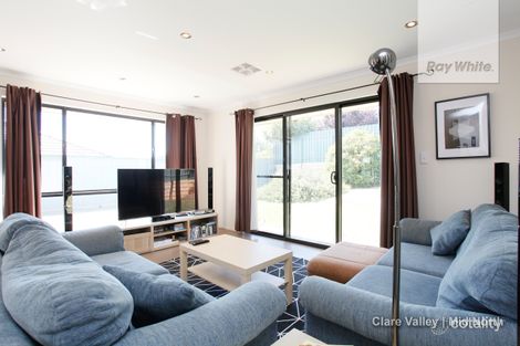Property photo of 19 Pandappa Drive Clare SA 5453